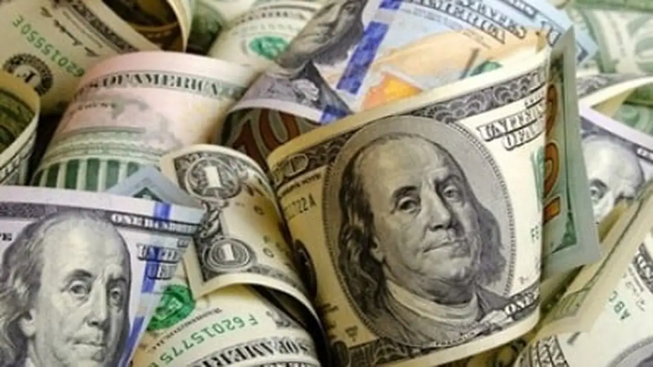 ارتفاع الدولار الأمريكي عقب قرار الاحتياطي الفيدرالي تثبيت أسعار الفائدة دون تغيير